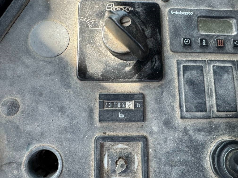 Grue tout-terrain Liebherr LTM 1030-2.1 ( WITH JIB ): photos 17