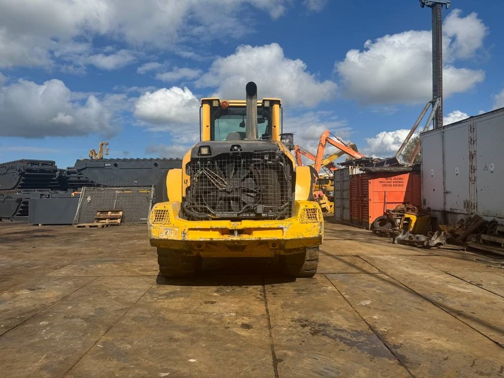 Volvo L 120 G - Chargeuse sur pneus: photos 3 Volvo L 120 G - Chargeuse sur pneus: photos 3