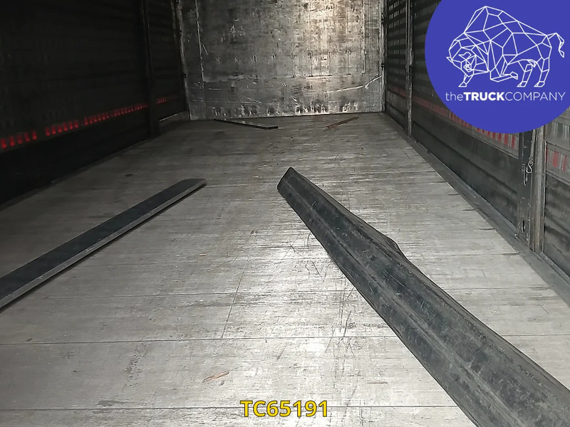 Fruehauf - Remorque rideaux coulissants: photos 3 Fruehauf - Remorque rideaux coulissants: photos 3