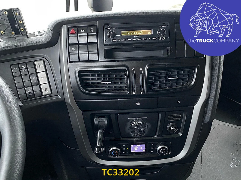 Iveco Stralis 420 - Camion à rideaux coulissants: photos 4 Iveco Stralis 420 - Camion à rideaux coulissants: photos 4