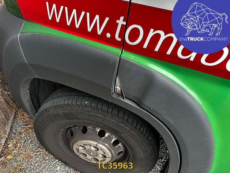 Peugeot Boxer 2.0 HDI BOX + LIFT - Fourgon grand volume: photos 4 Peugeot Boxer 2.0 HDI BOX + LIFT - Fourgon grand volume: photos 4