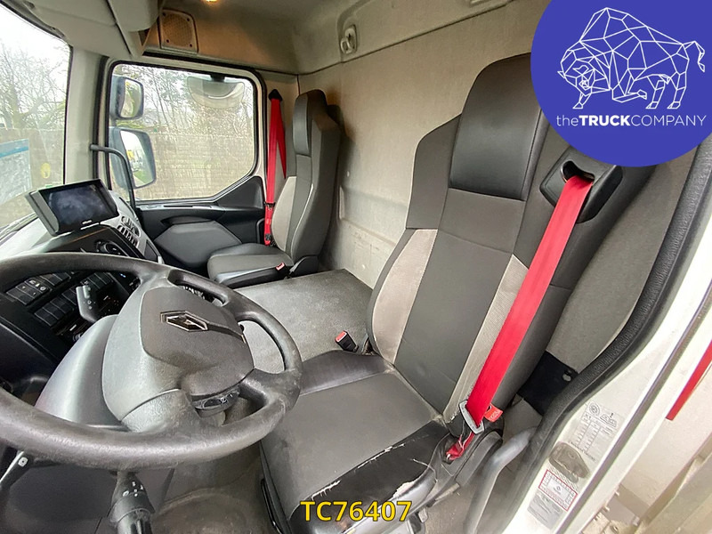 Camion frigorifique Renault D 210: photos 17