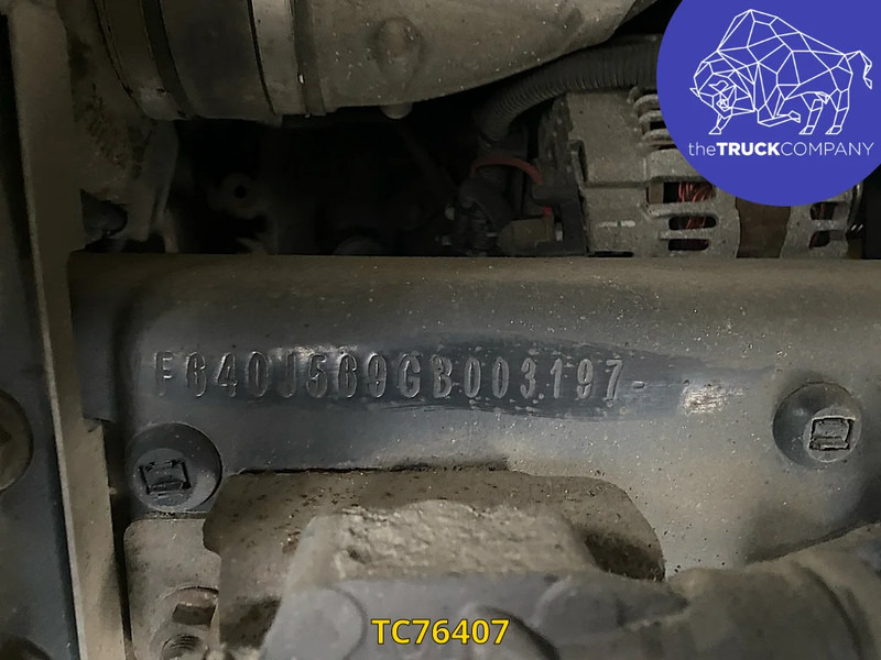 Camion frigorifique Renault D 210: photos 12