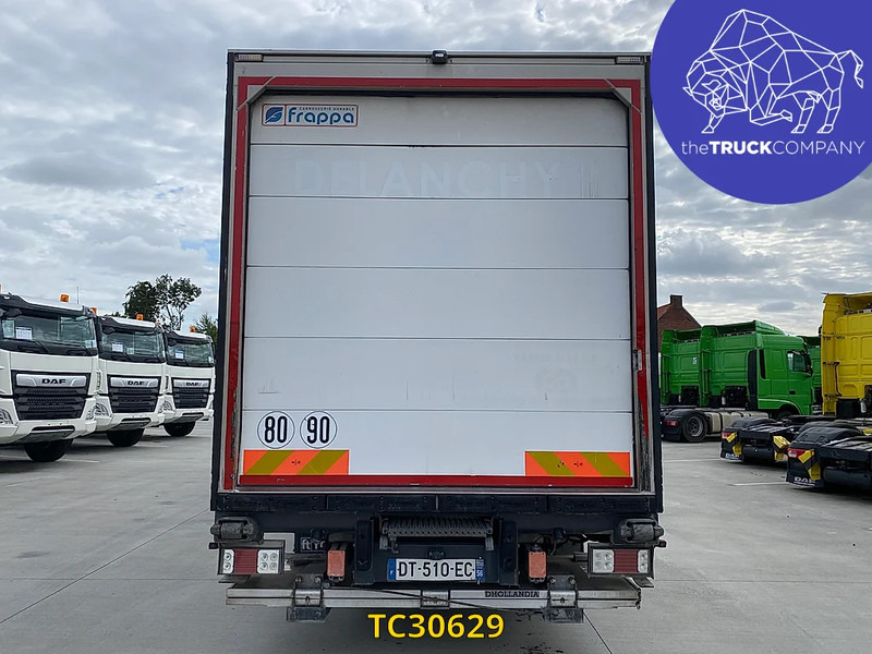 Renault D 240 - Camion frigorifique: photos 3 Renault D 240 - Camion frigorifique: photos 3