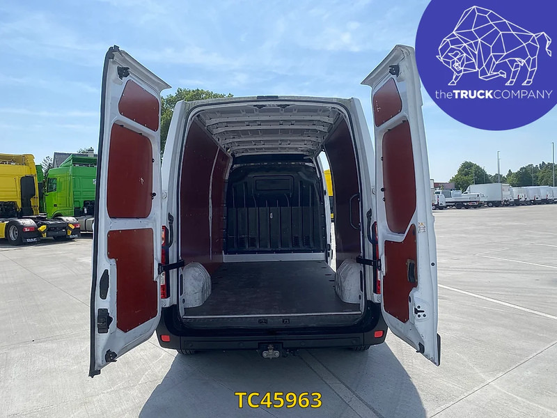 Renault Master 2.3 DCI L3H2 - Fourgon utilitaire: photos 3 Renault Master 2.3 DCI L3H2 - Fourgon utilitaire: photos 3