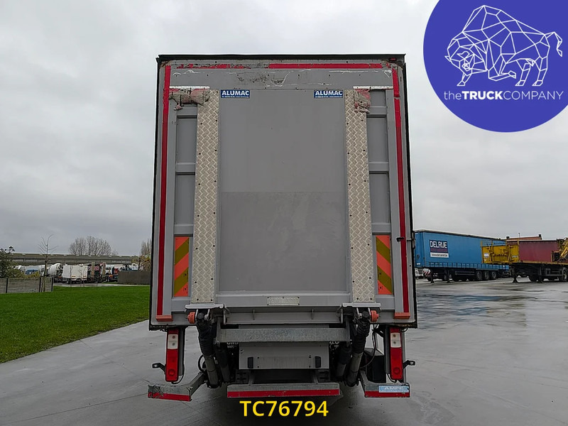 Renault Premium 320 - Camion fourgon: photos 3 Renault Premium 320 - Camion fourgon: photos 3