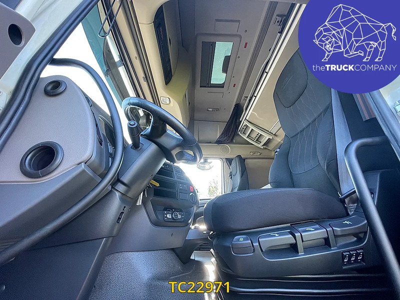 DAF XF 480 - Tracteur routier: photos 4 DAF XF 480 - Tracteur routier: photos 4