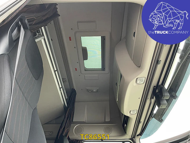 DAF XF 480 - Tracteur routier: photos 3 DAF XF 480 - Tracteur routier: photos 3