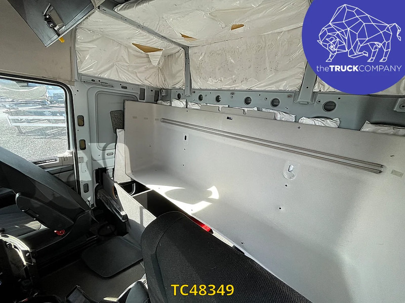 Tracteur routier DAF XF 480: photos 10