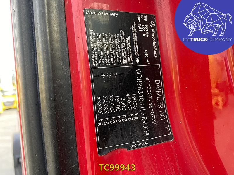 Tracteur routier Mercedes-Benz Actros 1842: photos 9