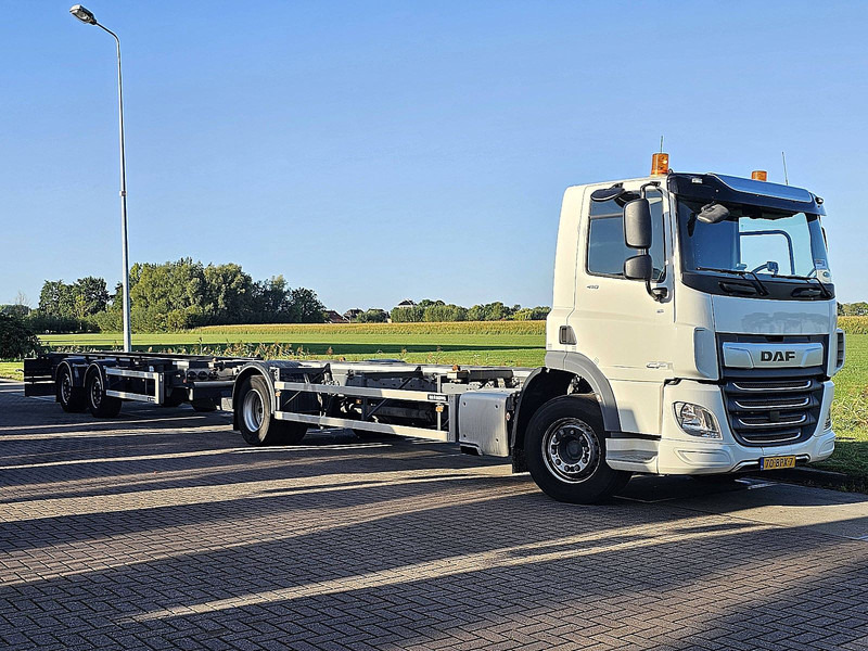 DAF CF 410 20FT TANKCONTAINER - Camion porte-conteneur/ Caisse mobile: photos 5 DAF CF 410 20FT TANKCONTAINER - Camion porte-conteneur/ Caisse mobile: photos 5