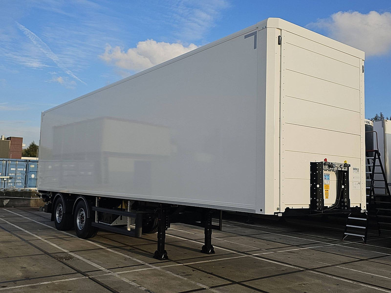 KLEYN TRAILERS TFSH 18 KOFFER - Semi-remorque fourgon: photos 3 KLEYN TRAILERS TFSH 18 KOFFER - Semi-remorque fourgon: photos 3