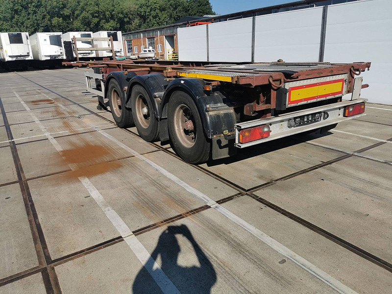 LAG O-3-38 CD ADR FL OX AT 20-30FT - Semi-remorque porte-conteneur/ Caisse mobile: photos 5 LAG O-3-38 CD ADR FL OX AT 20-30FT - Semi-remorque porte-conteneur/ Caisse mobile: photos 5