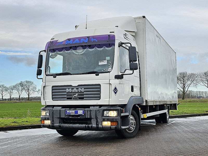 MAN 12.240 TGL LX LIFT AIRCO 6 CYL. - Camion fourgon: photos 1 MAN 12.240 TGL LX LIFT AIRCO 6 CYL. - Camion fourgon: photos 1