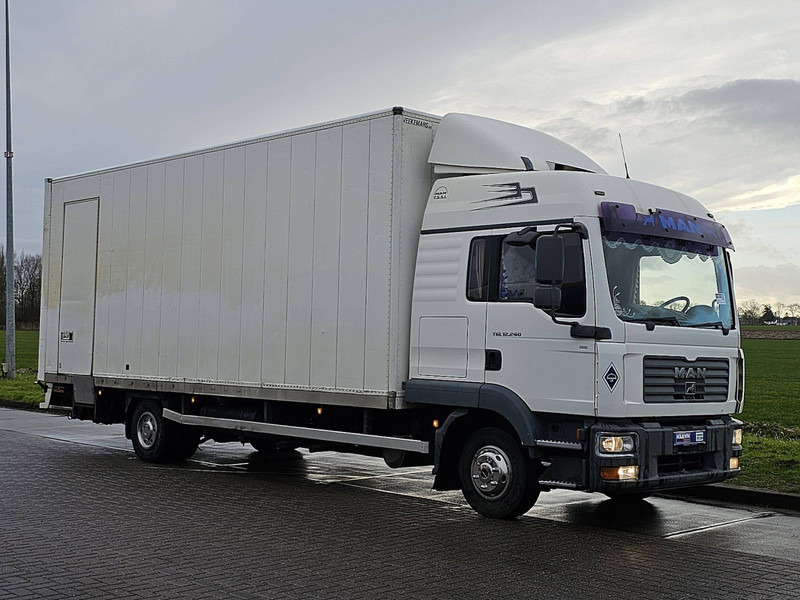 MAN 12.240 TGL LX LIFT AIRCO 6 CYL. - Camion fourgon: photos 5 MAN 12.240 TGL LX LIFT AIRCO 6 CYL. - Camion fourgon: photos 5