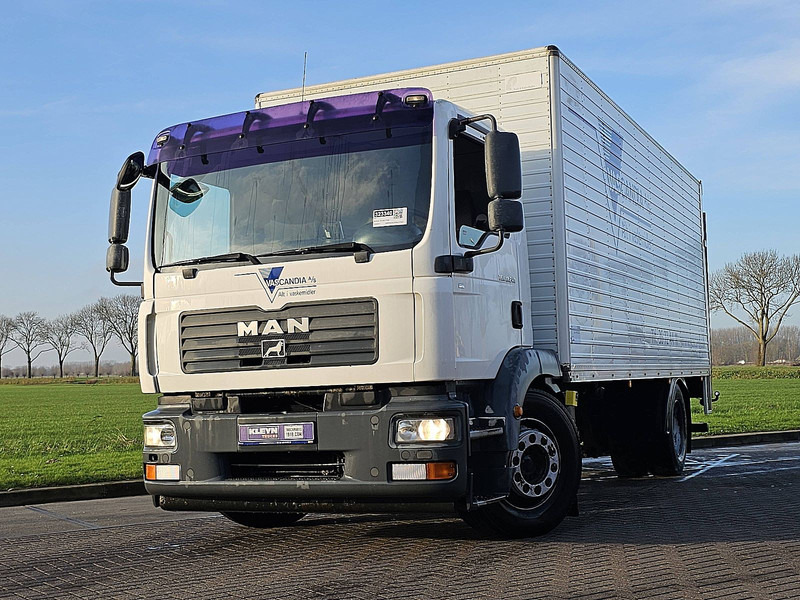 MAN 18.240 TGM AIRCO TAILLIFT - Camion fourgon: photos 1 MAN 18.240 TGM AIRCO TAILLIFT - Camion fourgon: photos 1