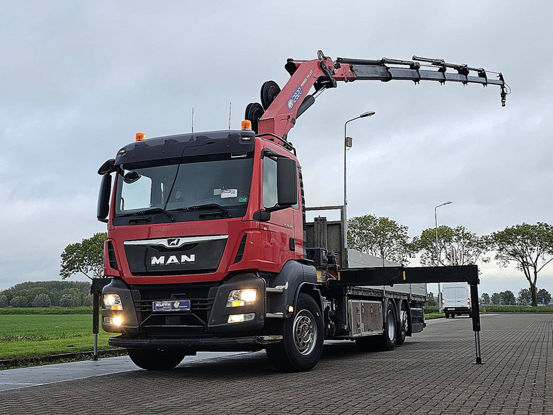 MAN 26.320 TGS 6X2-4 HMF 2820 K6 - Camion plateau, Camion grue: photos 1 MAN 26.320 TGS 6X2-4 HMF 2820 K6 - Camion plateau, Camion grue: photos 1