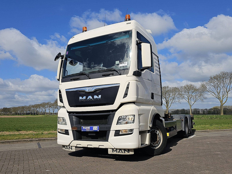 MAN 26.440 TGX XXL 6X2-4 STEER AXLE - Camion porte-conteneur/ Caisse mobile: photos 1 MAN 26.440 TGX XXL 6X2-4 STEER AXLE - Camion porte-conteneur/ Caisse mobile: photos 1