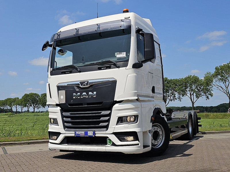 MAN 26.470 TGX TG3 6X2-4 STEERAXLE - Camion porte-conteneur/ Caisse mobile: photos 1 MAN 26.470 TGX TG3 6X2-4 STEERAXLE - Camion porte-conteneur/ Caisse mobile: photos 1