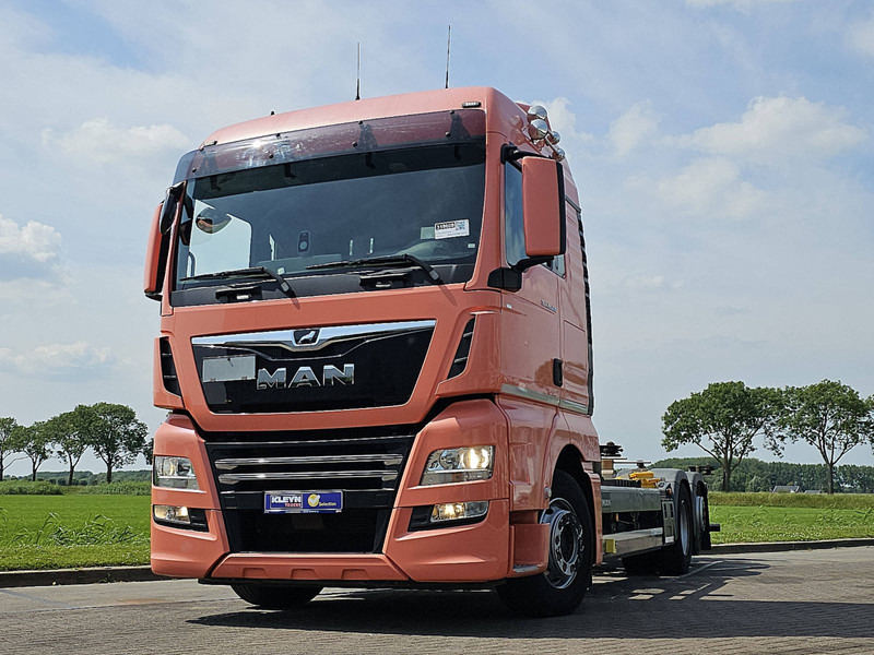 MAN 26.470 TGX XLX 6X2-4 321TKM INT - Camion porte-conteneur/ Caisse mobile: photos 1 MAN 26.470 TGX XLX 6X2-4 321TKM INT - Camion porte-conteneur/ Caisse mobile: photos 1