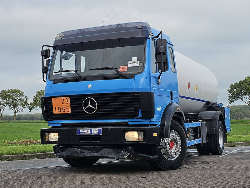 Mercedes-Benz 1722 LPG GAS TANK - Camion citerne: photos 1 Mercedes-Benz 1722 LPG GAS TANK - Camion citerne: photos 1