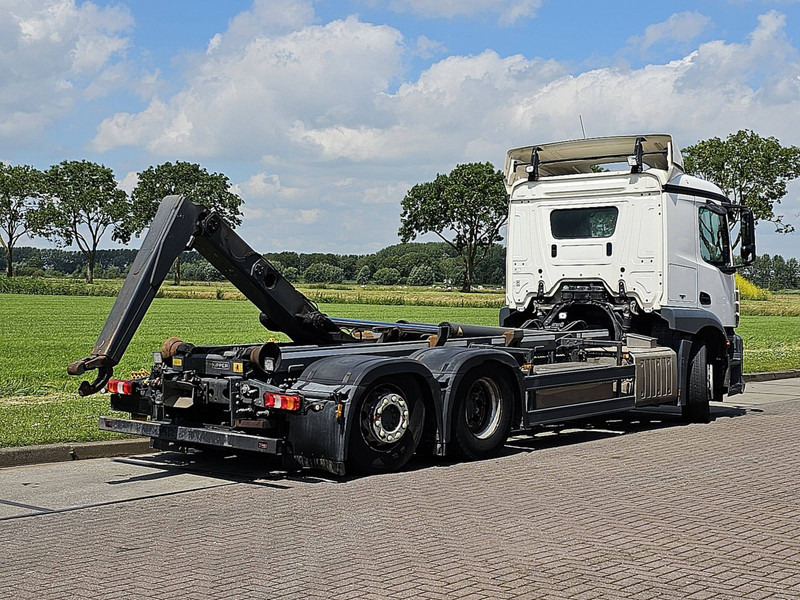 Mercedes-Benz ACTROS 2543 6X2 STEERAXLE HOOK - Camion ampliroll: photos 3 Mercedes-Benz ACTROS 2543 6X2 STEERAXLE HOOK - Camion ampliroll: photos 3