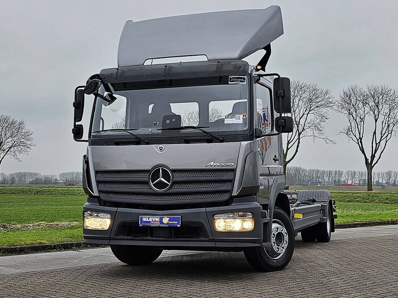 Mercedes-Benz ATEGO 1227 AIRCO WB 475 AHK - Camion porte-conteneur/ Caisse mobile: photos 1 Mercedes-Benz ATEGO 1227 AIRCO WB 475 AHK - Camion porte-conteneur/ Caisse mobile: photos 1