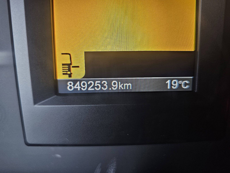 Camion plateau, Camion grue Scania R490: photos 8