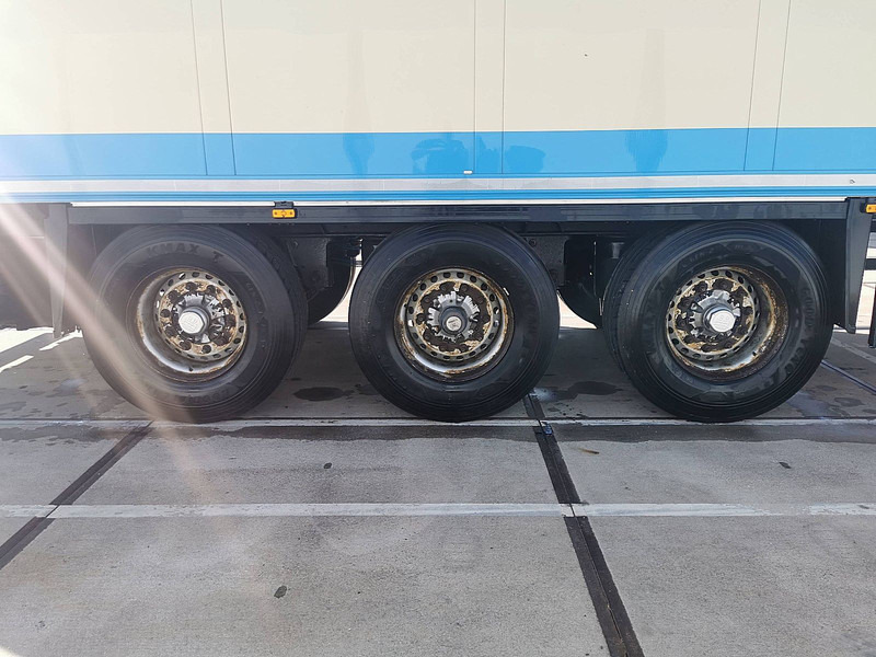 Semi-remorque frigorifique Schmitz Cargobull SKO 24 BI-TEMP: photos 9