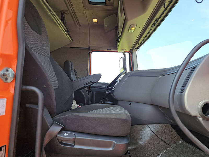 Tracteur routier DAF XF 440 SPACECAB MANUAL: photos 12