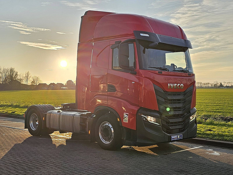 Iveco S-WAY AS440S48 INTARDER DIESEL - Tracteur routier: photos 5 Iveco S-WAY AS440S48 INTARDER DIESEL - Tracteur routier: photos 5