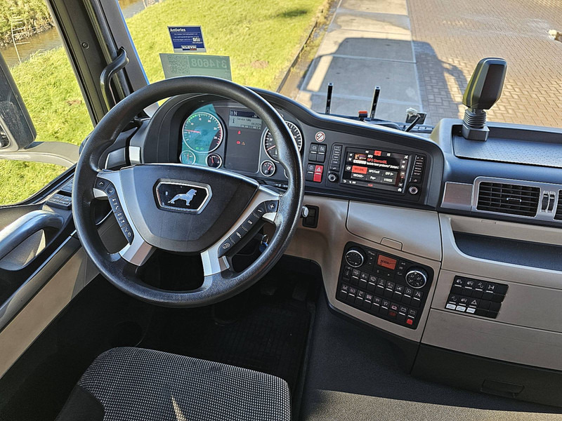 Photo d'intérieur 1: Tracteur routier MAN 18.460 TGS ADR EXII, EXIII FL