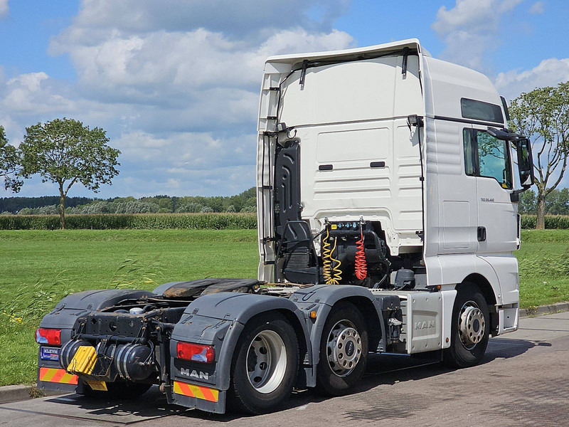 MAN 26.460 TGX XXL 6X2/2 INTARDER - Tracteur routier: photos 3 MAN 26.460 TGX XXL 6X2/2 INTARDER - Tracteur routier: photos 3