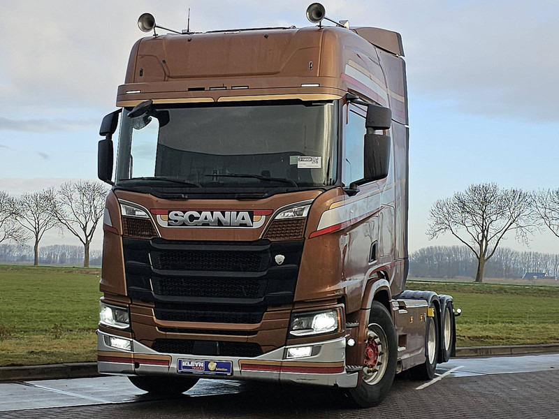 Scania R580 6X2 NB LED LEATHER - Tracteur routier: photos 1 Scania R580 6X2 NB LED LEATHER - Tracteur routier: photos 1