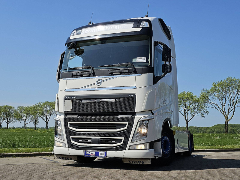 Volvo FH 500 XL 2X TANK SKIRTS - Tracteur routier: photos 1 Volvo FH 500 XL 2X TANK SKIRTS - Tracteur routier: photos 1
