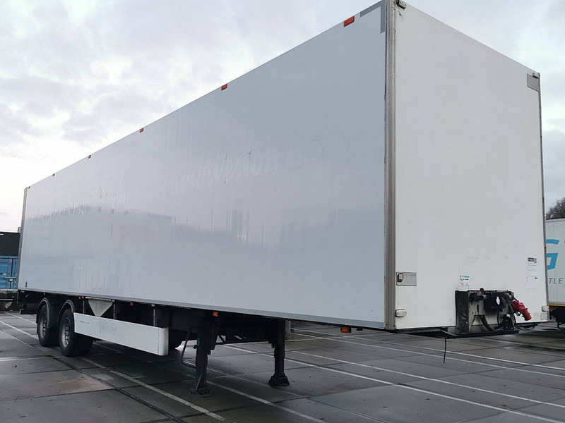 Van Eck U T-2 I chainsystem - Semi-remorque frigorifique: photos 3 Van Eck U T-2 I chainsystem - Semi-remorque frigorifique: photos 3