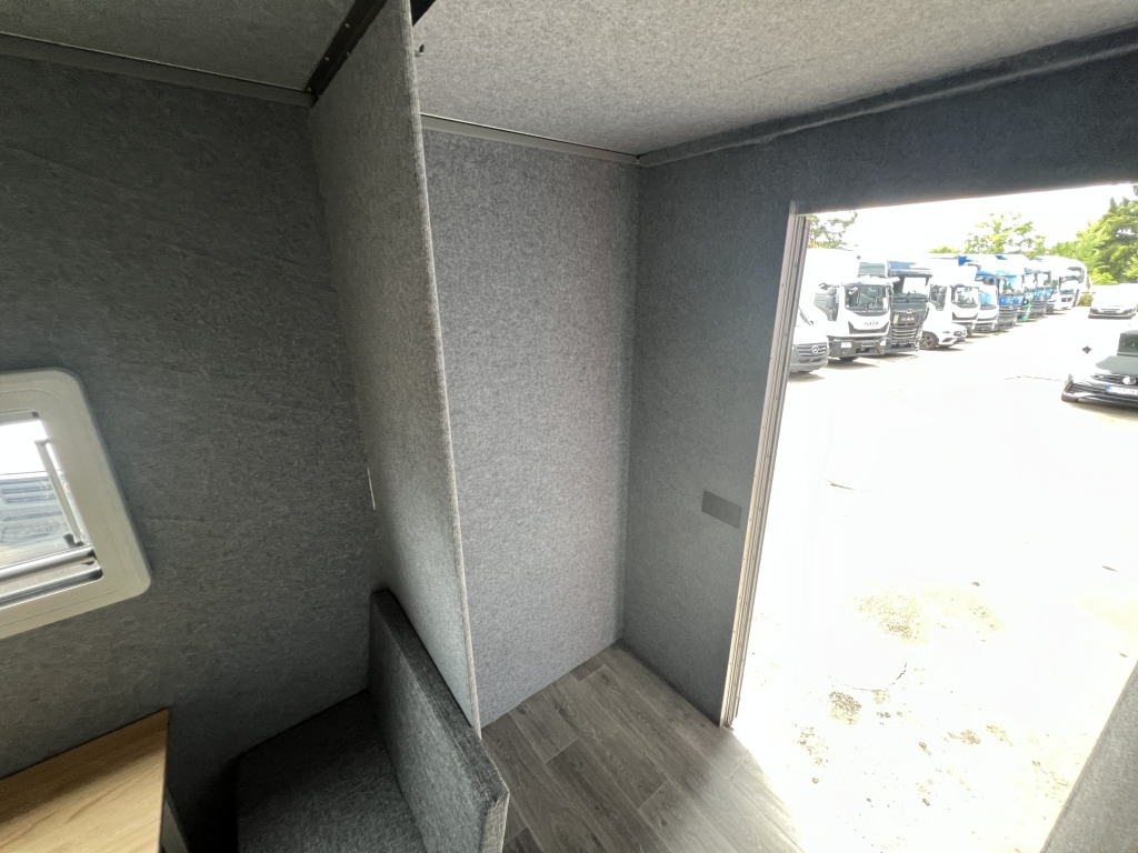 Iveco Daily 35S14 Klima Orig.127'km Küche Doppelbett - Camping-car: photos 2 Iveco Daily 35S14 Klima Orig.127'km Küche Doppelbett - Camping-car: photos 2