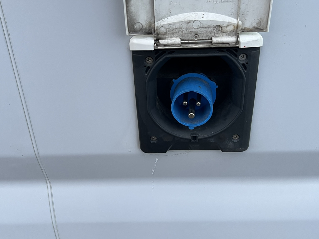 Fiat Ducato 150 L4H2 Carrier Xarios 350 Mt° Tiefkühl - Utilitaire frigorifique: photos 3 Fiat Ducato 150 L4H2 Carrier Xarios 350 Mt° Tiefkühl - Utilitaire frigorifique: photos 3