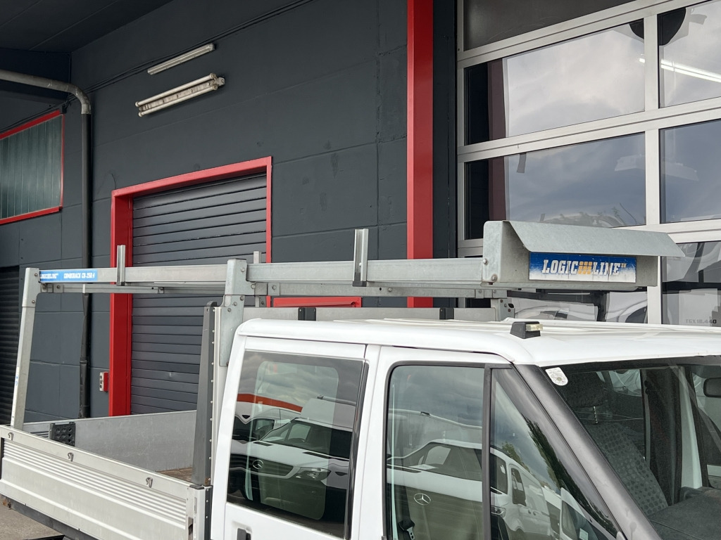 Utilitaire plateau, Utilitaire double cabine Ford Transit FT 300 M DoKa 7-Sitzer Orig. 110'km: photos 7