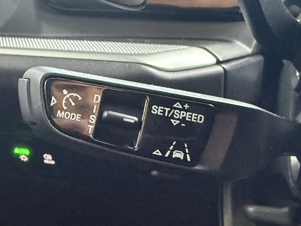 Porsche Cayenne S E-Hybrid InnoDrive HA-Lenk PDCC Burmes - SUV: photos 3 Porsche Cayenne S E-Hybrid InnoDrive HA-Lenk PDCC Burmes - SUV: photos 3