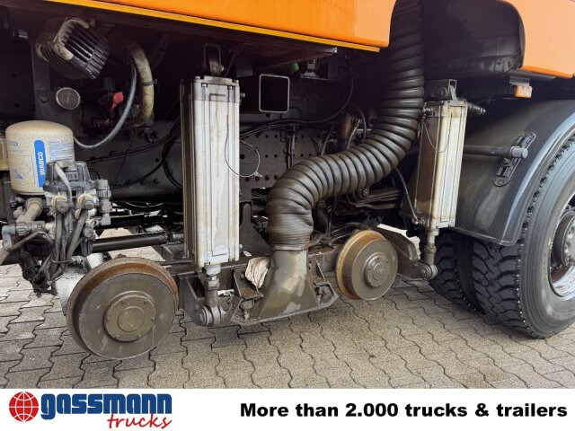 Mercedes-Benz Axor 1829 4x2, Zweiweg Z200, Kehrmaschine Faun - Camion: photos 3 Mercedes-Benz Axor 1829 4x2, Zweiweg Z200, Kehrmaschine Faun - Camion: photos 3