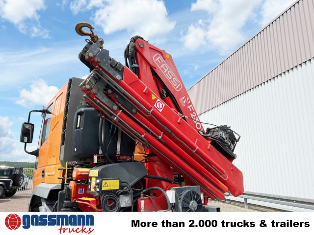 F230AXP.25, Seilwinde, Funk, Ex-Schweizer Armee - Grue auxiliaire: photos 4 F230AXP.25, Seilwinde, Funk, Ex-Schweizer Armee - Grue auxiliaire: photos 4