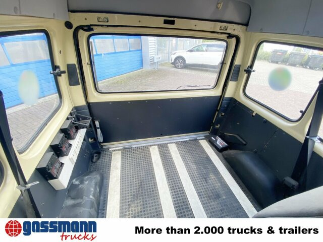 Ford Transit 2.5 4x2, Personentransporter, 8 Sitze - Autocar: photos 4 Ford Transit 2.5 4x2, Personentransporter, 8 Sitze - Autocar: photos 4