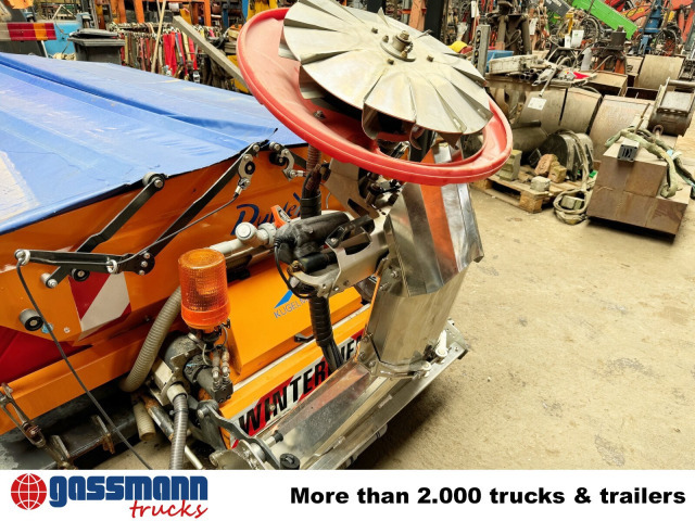 Kugelmann Duplex Inox Salzstreuer ca. 2,7m³ - Epandeur de sable: photos 3 Kugelmann Duplex Inox Salzstreuer ca. 2,7m³ - Epandeur de sable: photos 3