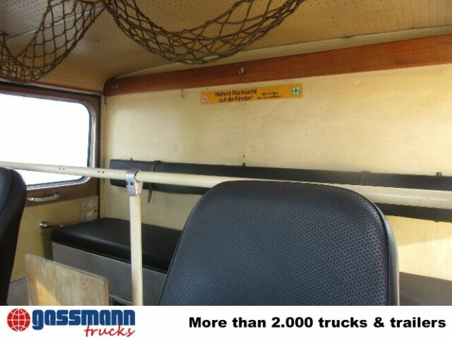 MAN 450 HALF TRO-TLF 16 - Camion de pompier: photos 5 MAN 450 HALF TRO-TLF 16 - Camion de pompier: photos 5