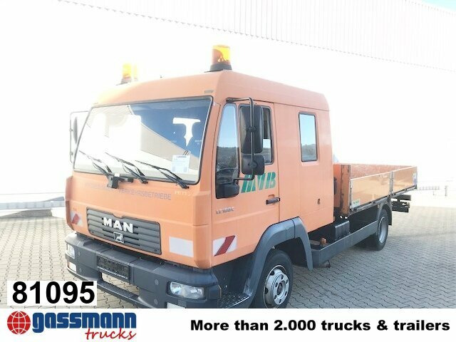 MAN LE 8.185 LC Doka 4x2 BB, 2x AHK - Camion plateau: photos 1 MAN LE 8.185 LC Doka 4x2 BB, 2x AHK - Camion plateau: photos 1