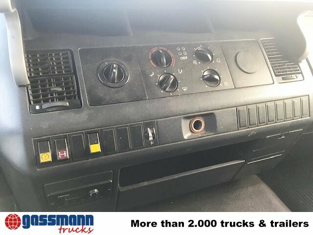 MAN LE 8.185 LC Doka 4x2 BB, 2x AHK - Camion plateau: photos 5 MAN LE 8.185 LC Doka 4x2 BB, 2x AHK - Camion plateau: photos 5