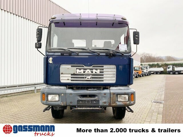 MAN T40 26.364/414 6x4, 6-Zylinder - Châssis cabine: photos 4 MAN T40 26.364/414 6x4, 6-Zylinder - Châssis cabine: photos 4