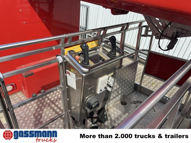 MAN TGA 18.350 4x2 Teleskopmast TM 32 Marte - Camion de pompier: photos 3 MAN TGA 18.350 4x2 Teleskopmast TM 32 Marte - Camion de pompier: photos 3