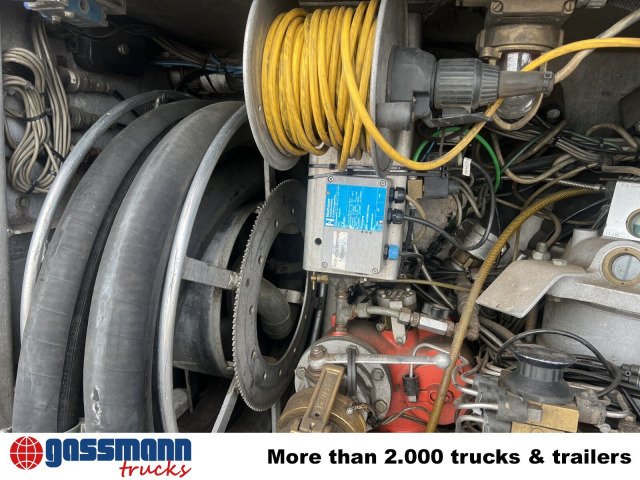 MAN TGA 26.400 6x2-4 BL, A1, Lenk-/Liftachse, ADR, - Camion citerne: photos 2 MAN TGA 26.400 6x2-4 BL, A1, Lenk-/Liftachse, ADR, - Camion citerne: photos 2